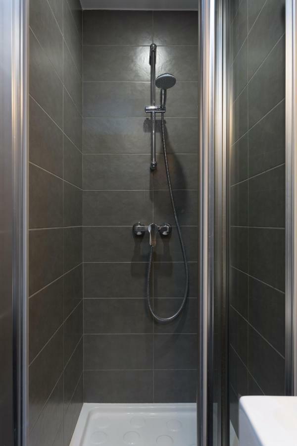 Studette De Charme Neuve Proche Invalides Apartment Paris Bagian luar foto