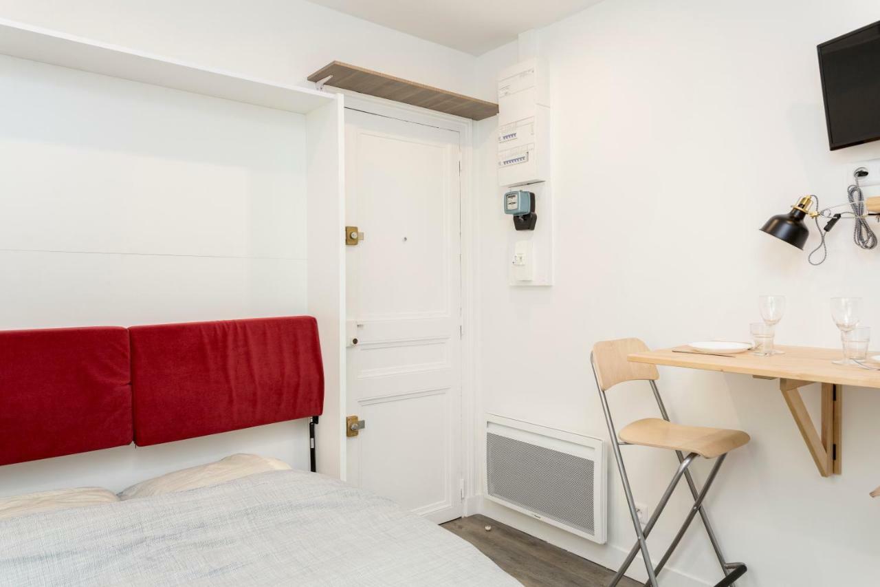Studette De Charme Neuve Proche Invalides Apartment Paris Bagian luar foto